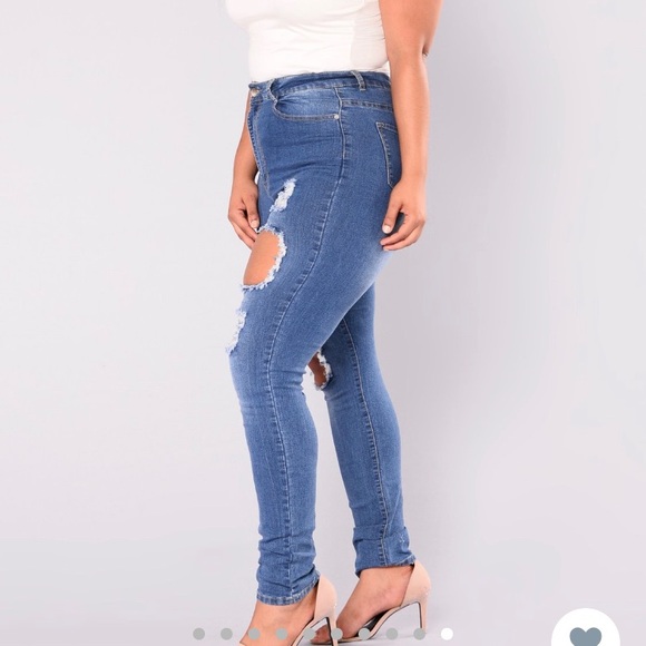 Fashion nova need something jeans - Picture 6 of 7